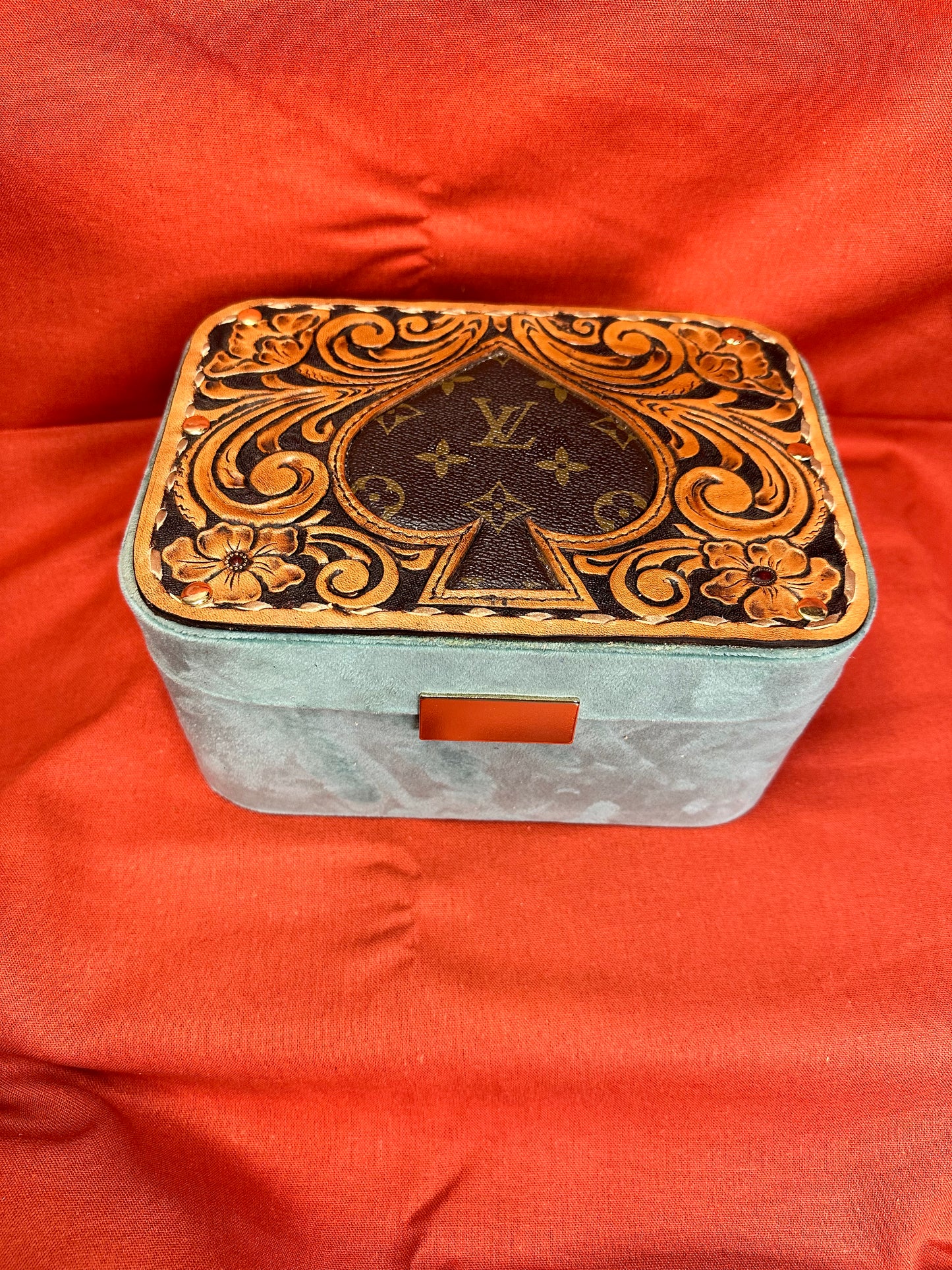 Spade Inlay Jewelry Box