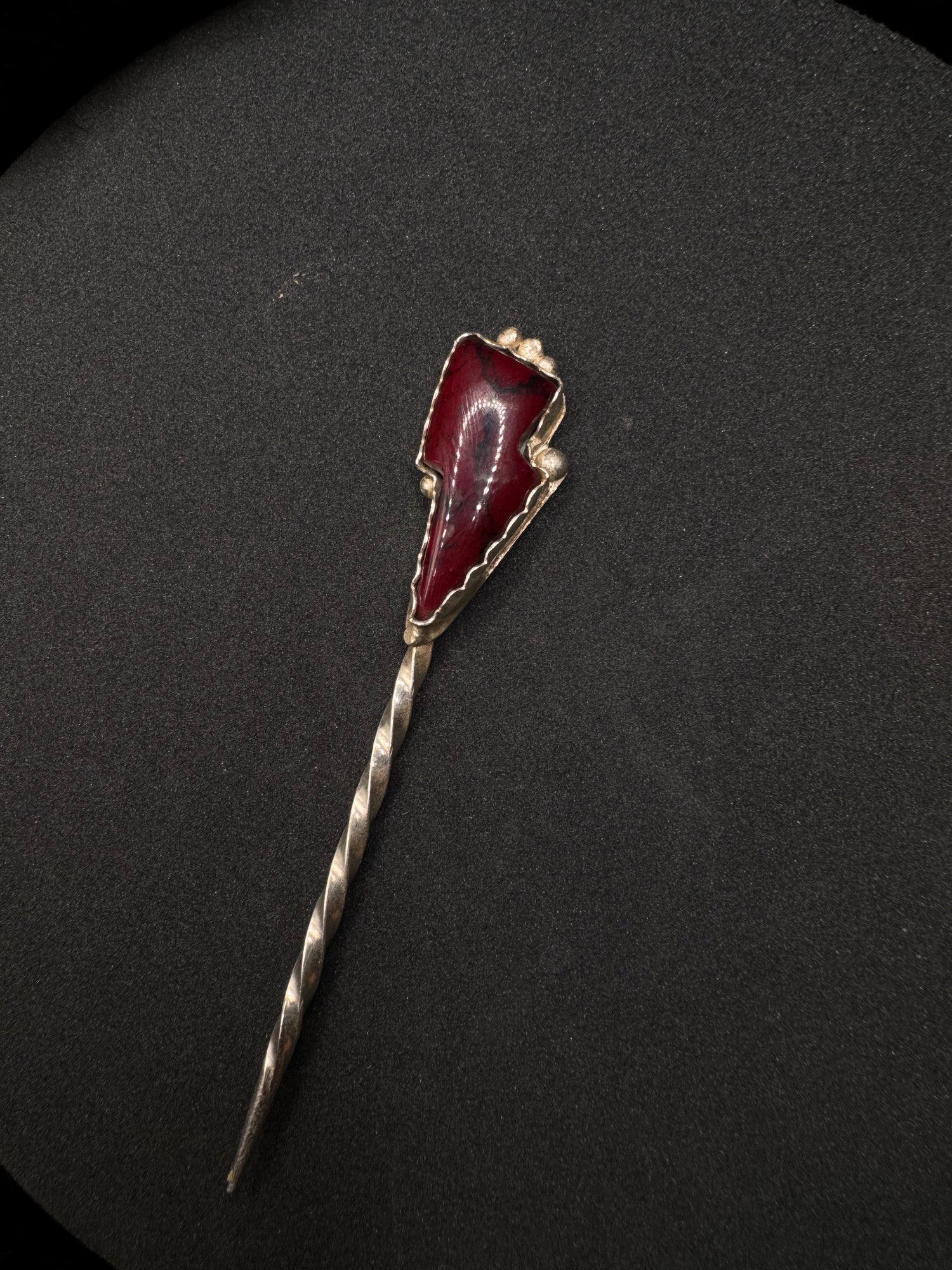 Cowboy Toothpick - Bloody Bison Lightning Bolt Stone